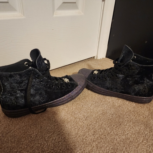 Converse Shoes - Converse X Miley Cyrus